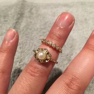 NWOT two gold adjustable midi rings set